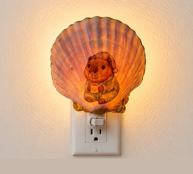 Christmas Cocoa Bear - Shell Night Light